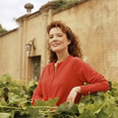 Photo of Karen MacNeil