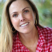 Photo of Carrie Morey